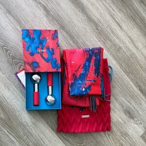 La Mer Limited Edition Massage Tool Set + Accessories